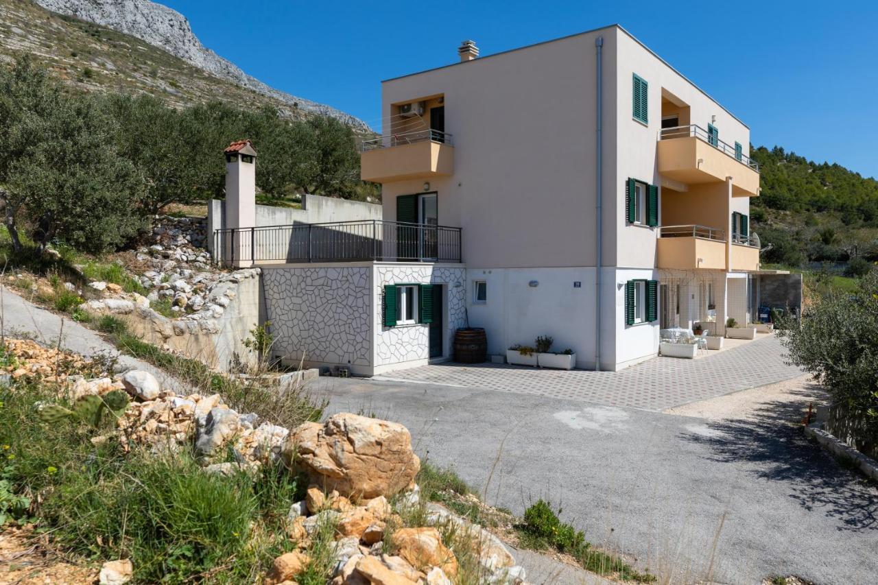 Apartments With A Parking Space Dugi Rat, Omis - 19516 エクステリア 写真