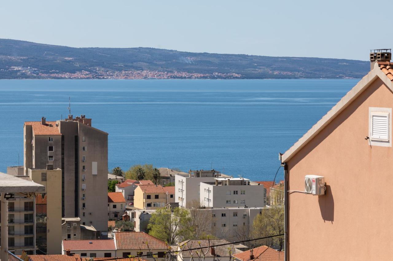 Apartments With A Parking Space Dugi Rat, Omis - 19516 エクステリア 写真