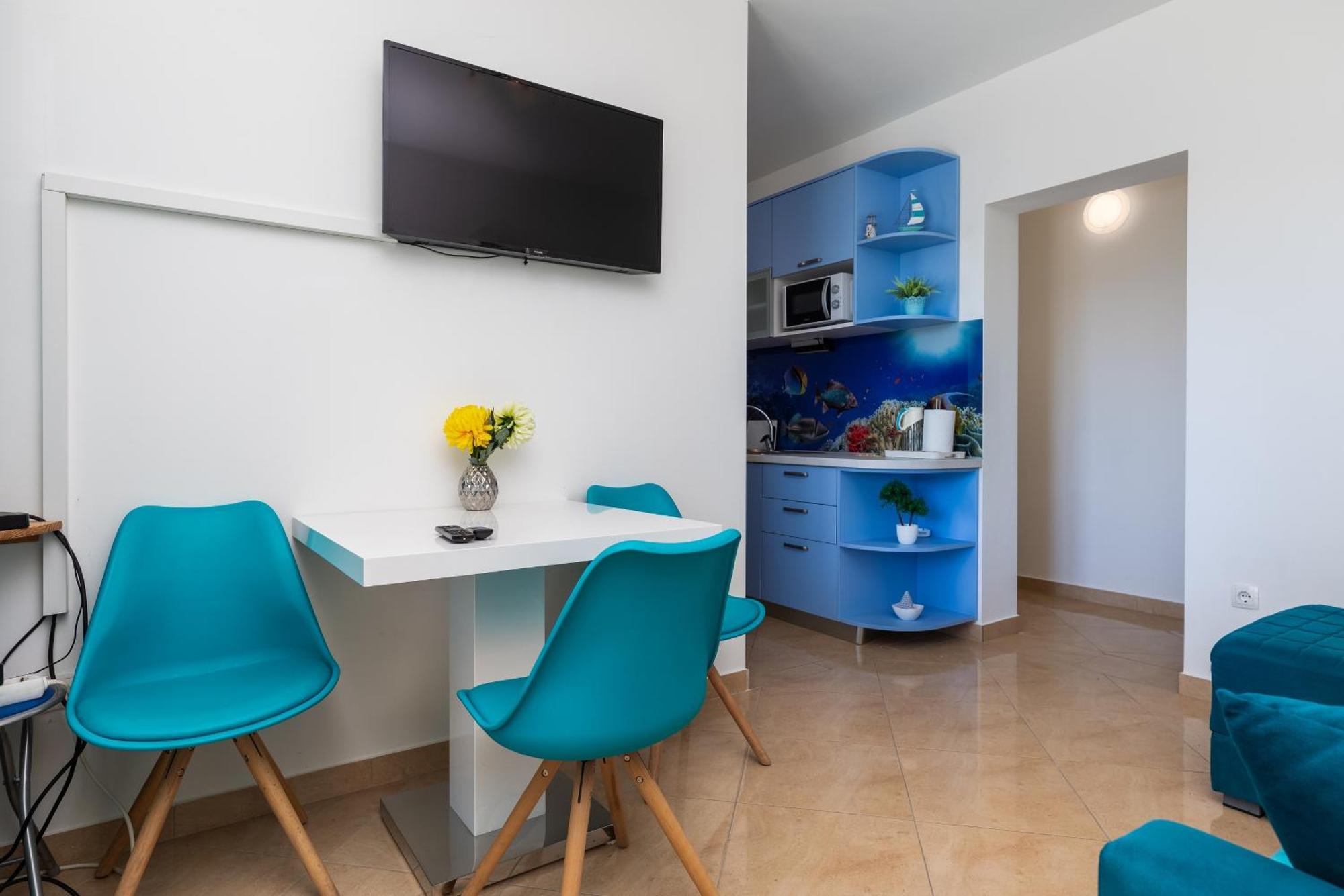 Apartments With A Parking Space Dugi Rat, Omis - 19516 部屋 写真